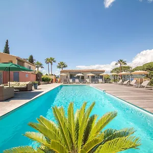 Les Capucines Saint Tropez Otel